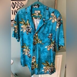 Caribbean Joe Button Down Short Sleeve Hawaiian Shirt Size Medium 100% Rayon EUC